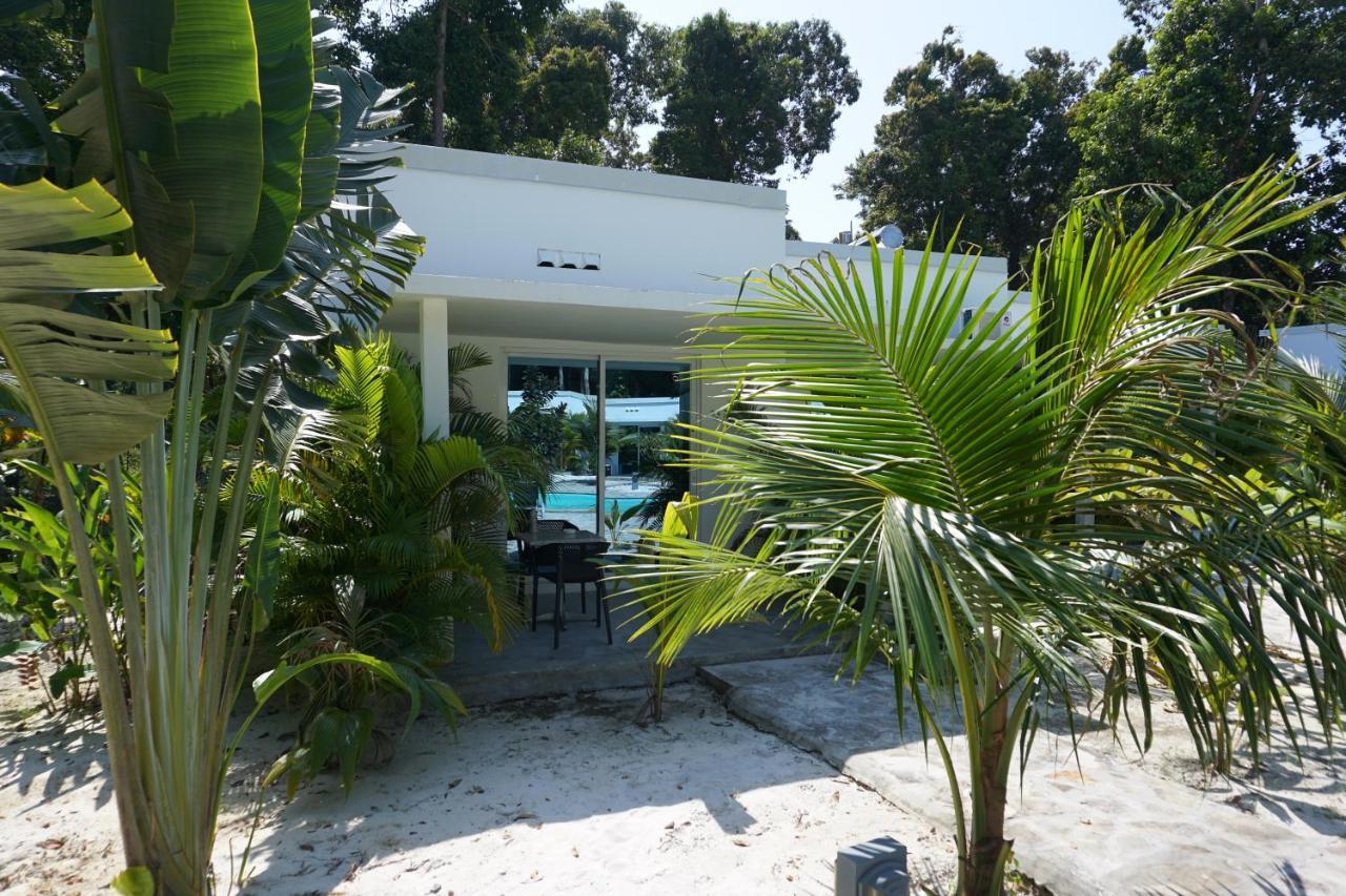 The One Resort Koh Rong Sanloem Exterior photo